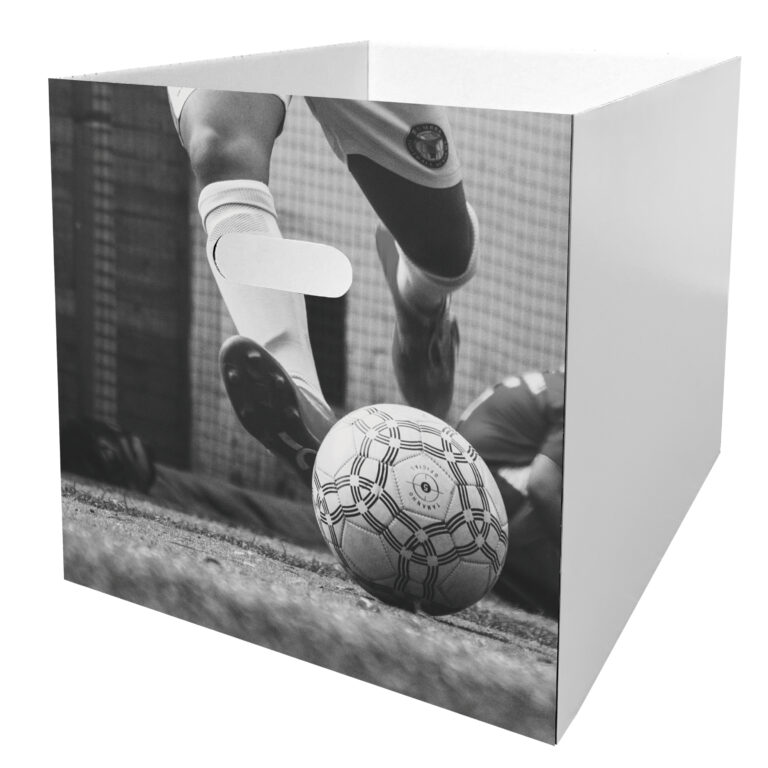 15_Storebox_Kallax_Fußball_